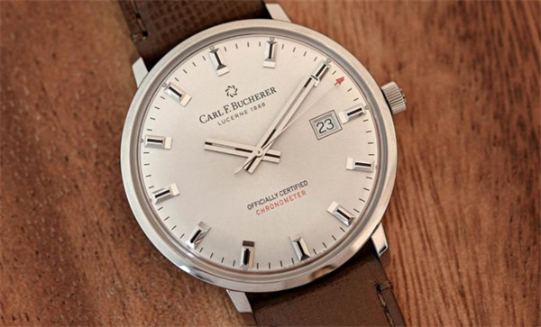 宝齐莱手表进灰了解决办法大全 宝齐莱手表进灰了解决办法大全